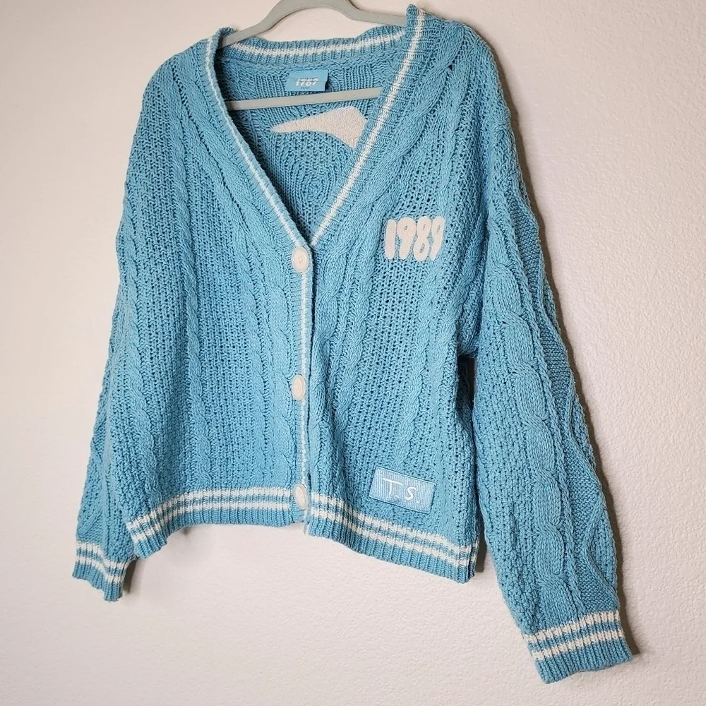 Taylor Swift 1989 TV Cardigan Sweater M/L - Picture 3 of 7